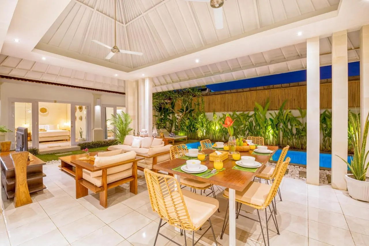 New 3Bd Tropical Villa In Central Umalas Canggu  Canggu (Bali)