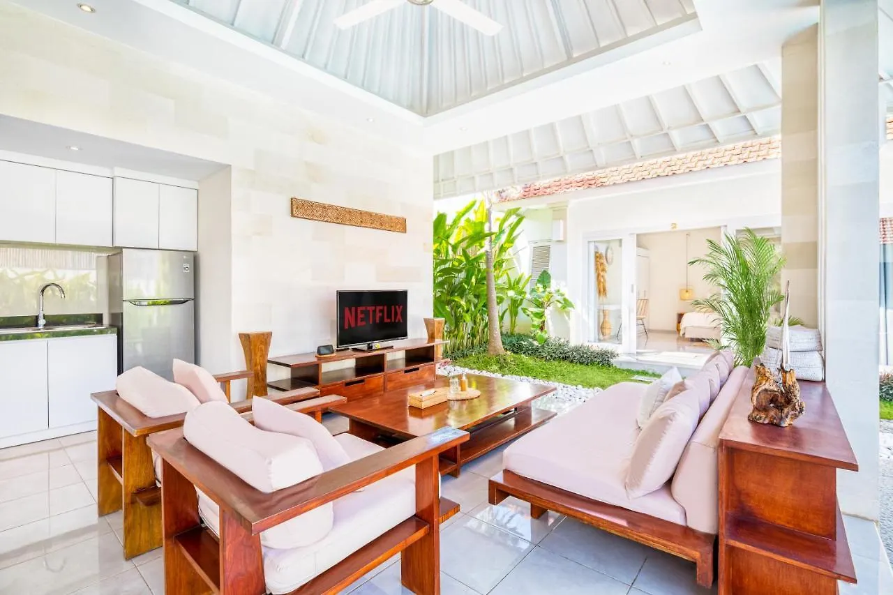 New 3Bd Tropical Villa In Central Umalas Canggu  0*, Canggu (Bali)